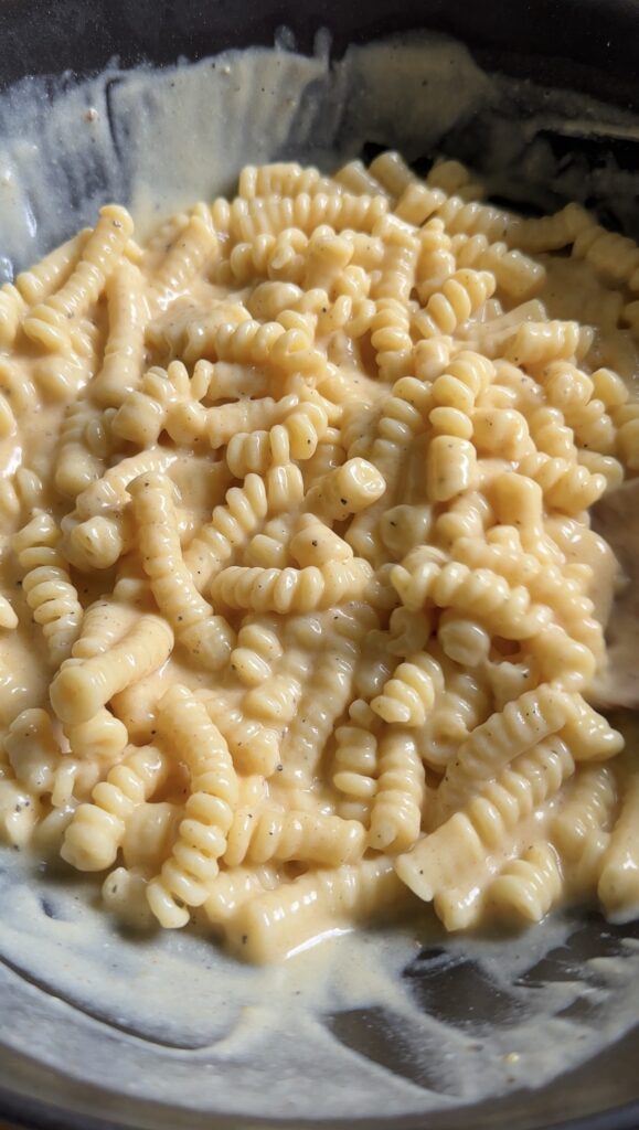 feta mac and cheese in the skillet