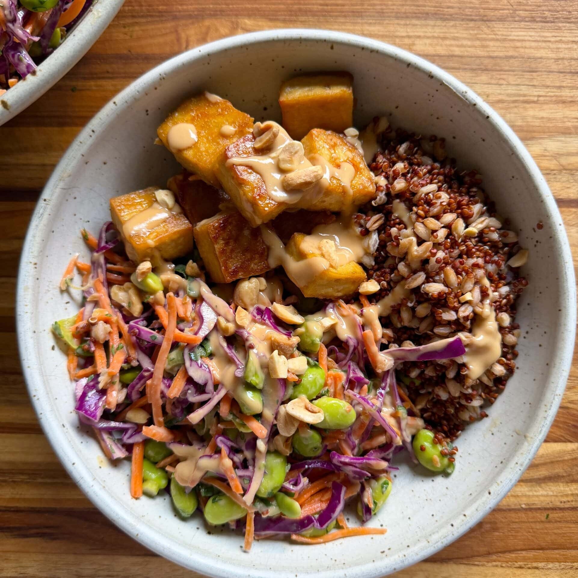 peanut-tofu-power-bowl