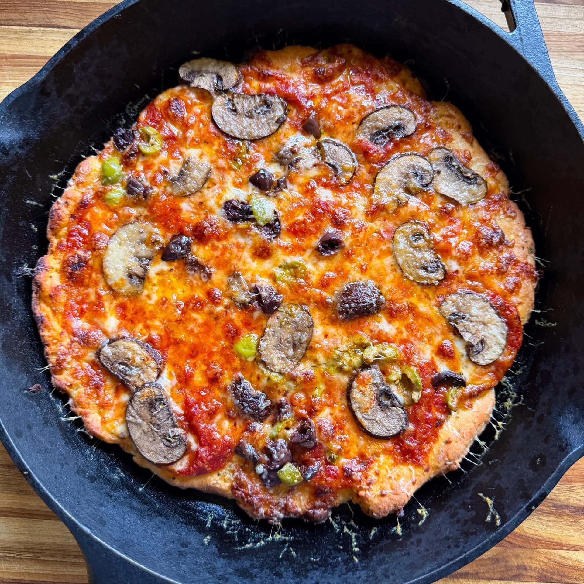 skillet-pizza